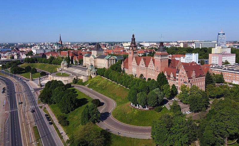 Chrobry Embankment — Szczecin